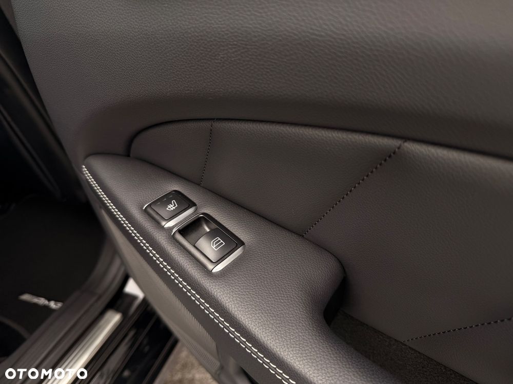 Mercedes-Benz CLS 500 4-Matic 7G-TRONIC - 16