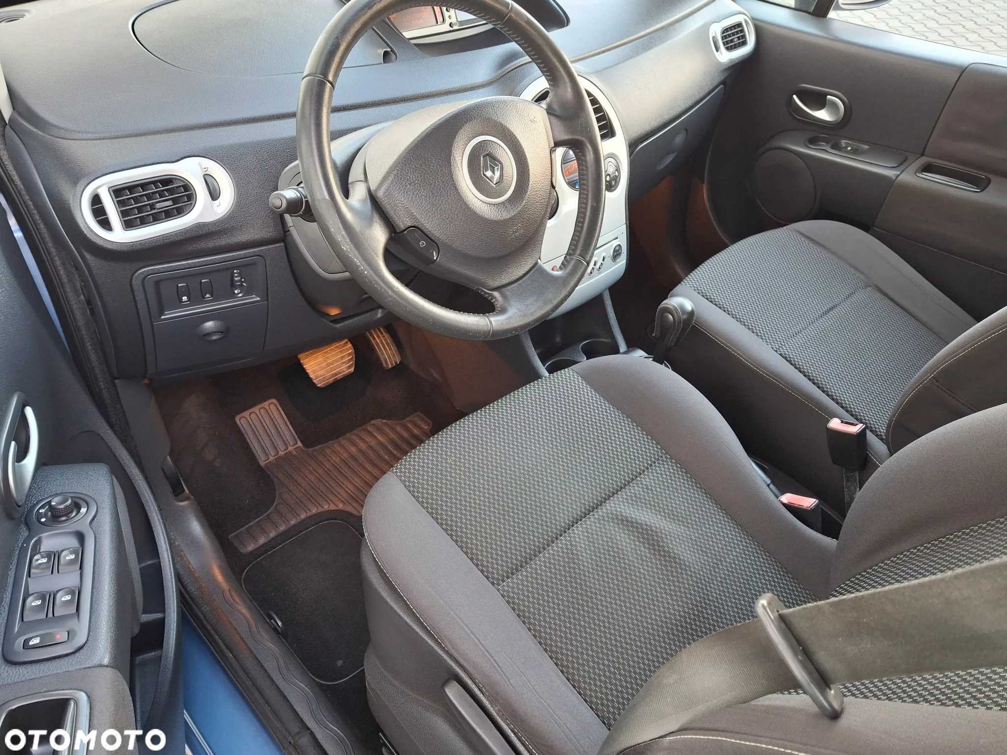 Renault Modus 1.5 dCi Cite - 26