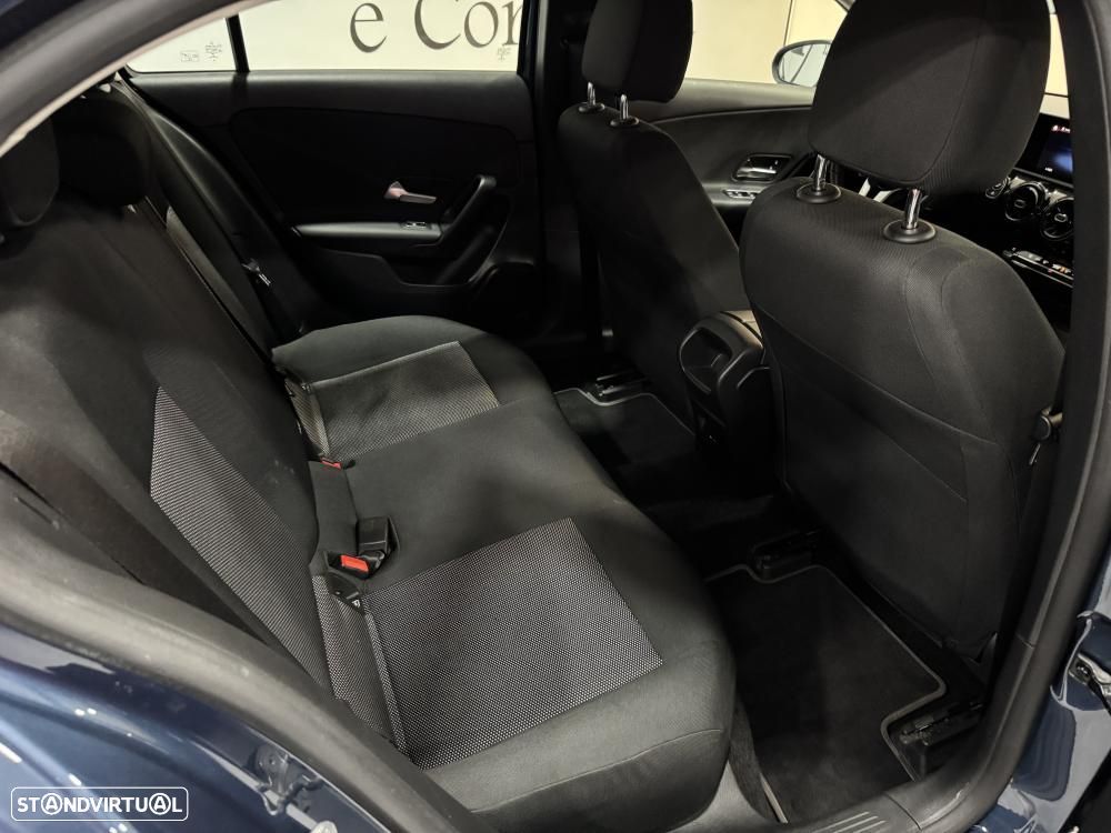 Mercedes-Benz A 180 d Style - 37