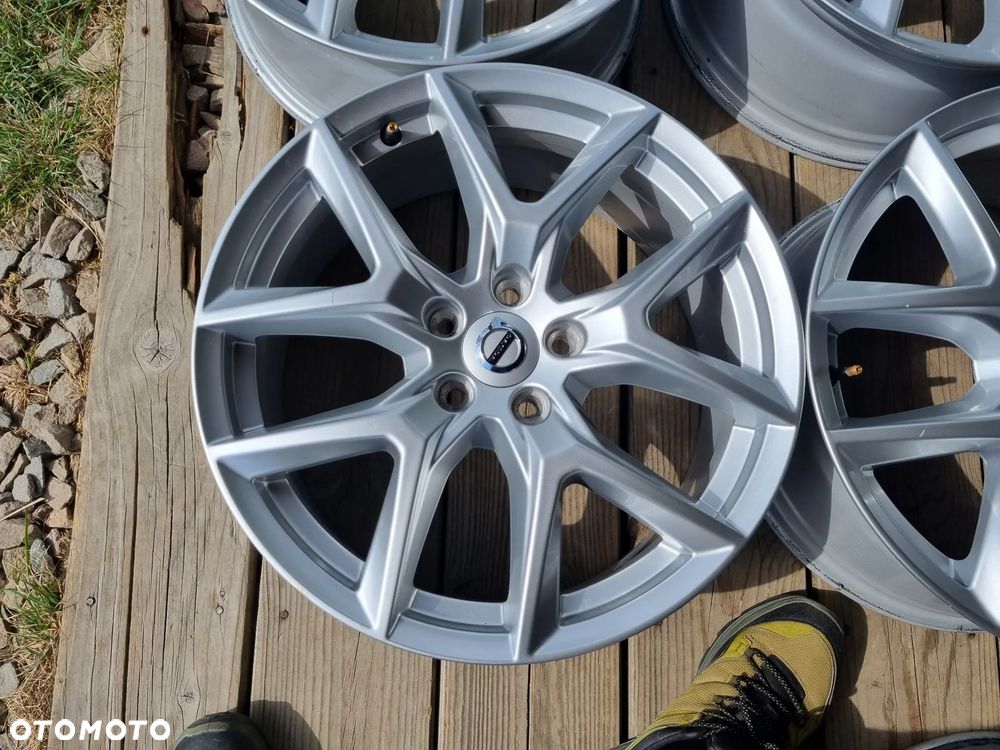 VOLVO XC60,S60,S90,XC40,V60,ford alu 7.5x18 ET50,5 5x108 4szt,super stan - 2