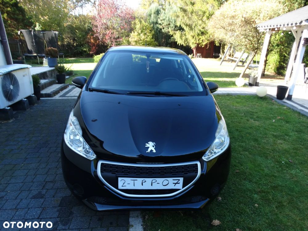 Peugeot 208 2014 photo 4