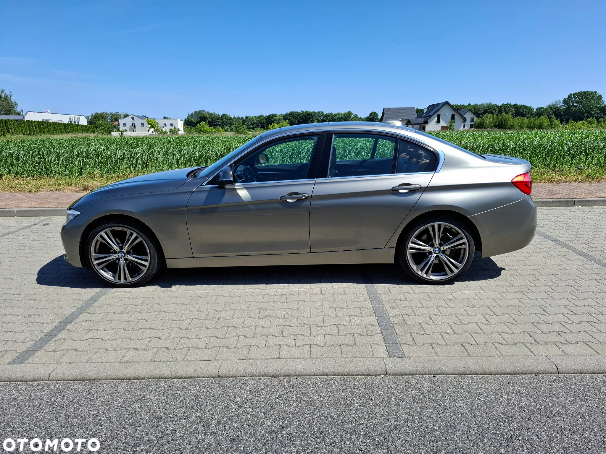 BMW Seria 3 318d Luxury Line - 3