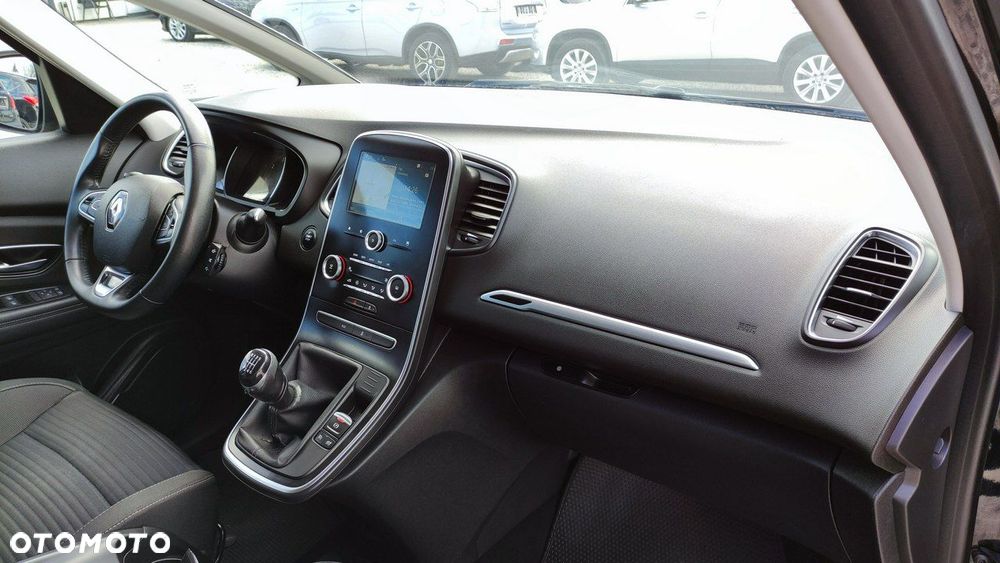 Renault Scenic ENERGY TCe 130 INTENS - 27