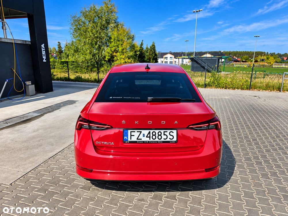 Skoda Octavia 2.0 TDI Style DSG - 8