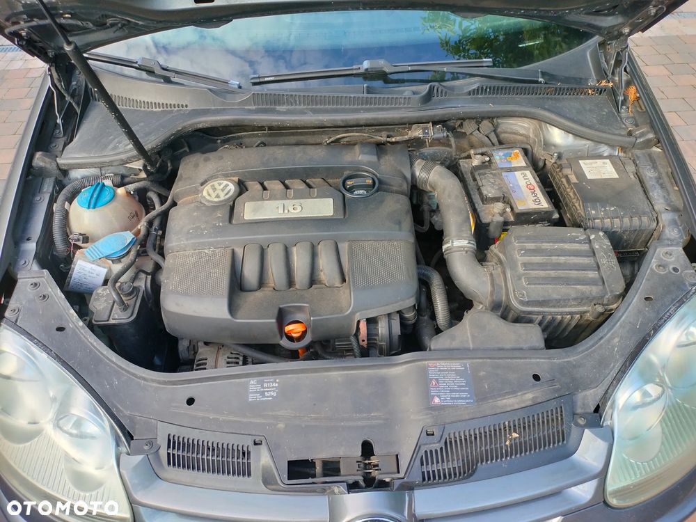Volkswagen Golf - 2