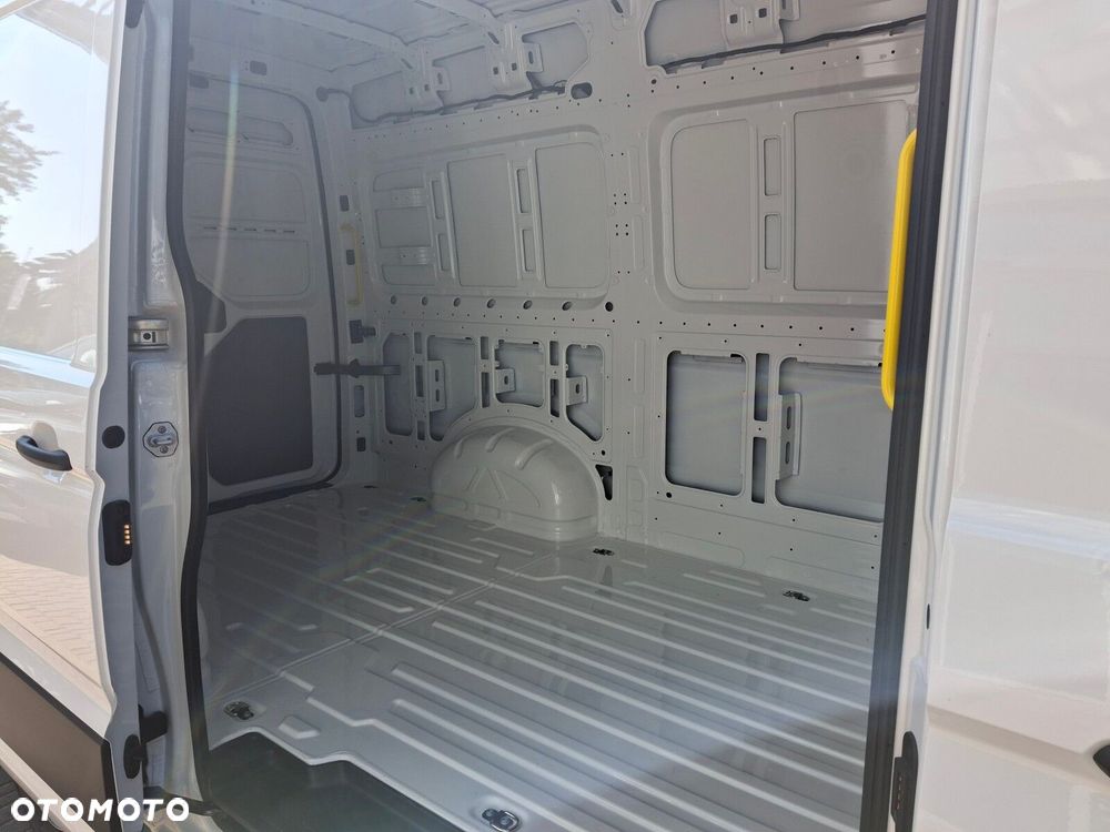 Volkswagen Crafter - 14