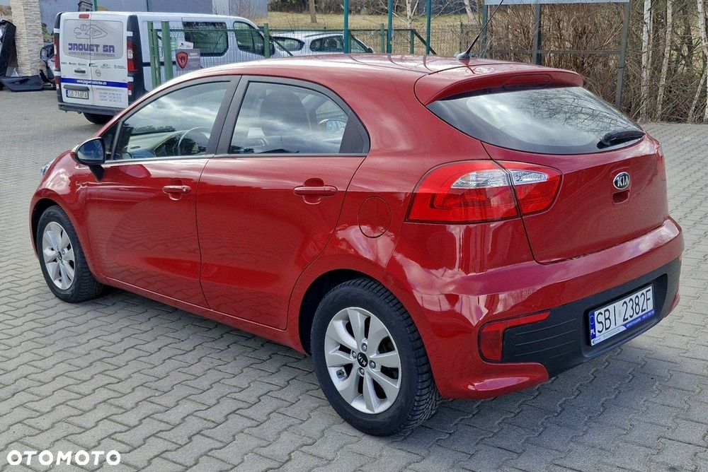 Kia Rio 1.4 crdi Business Line - 3