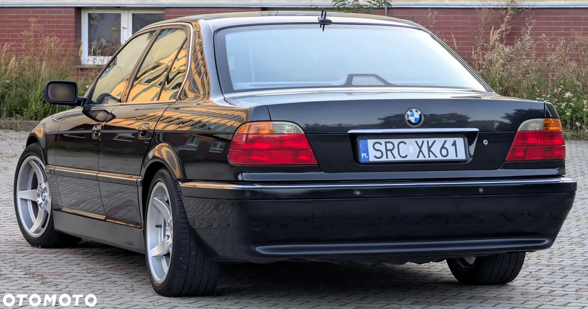 BMW Seria 7 750i - 35