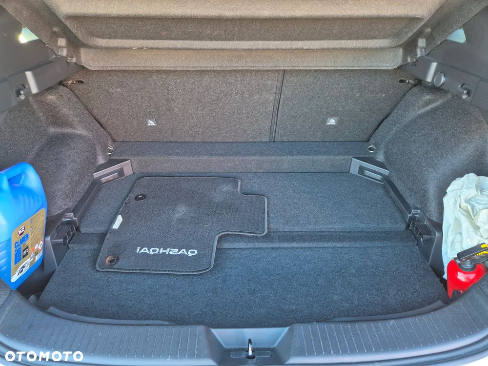 Nissan Qashqai 1.3 DIG-T N-CONNECTA - 19