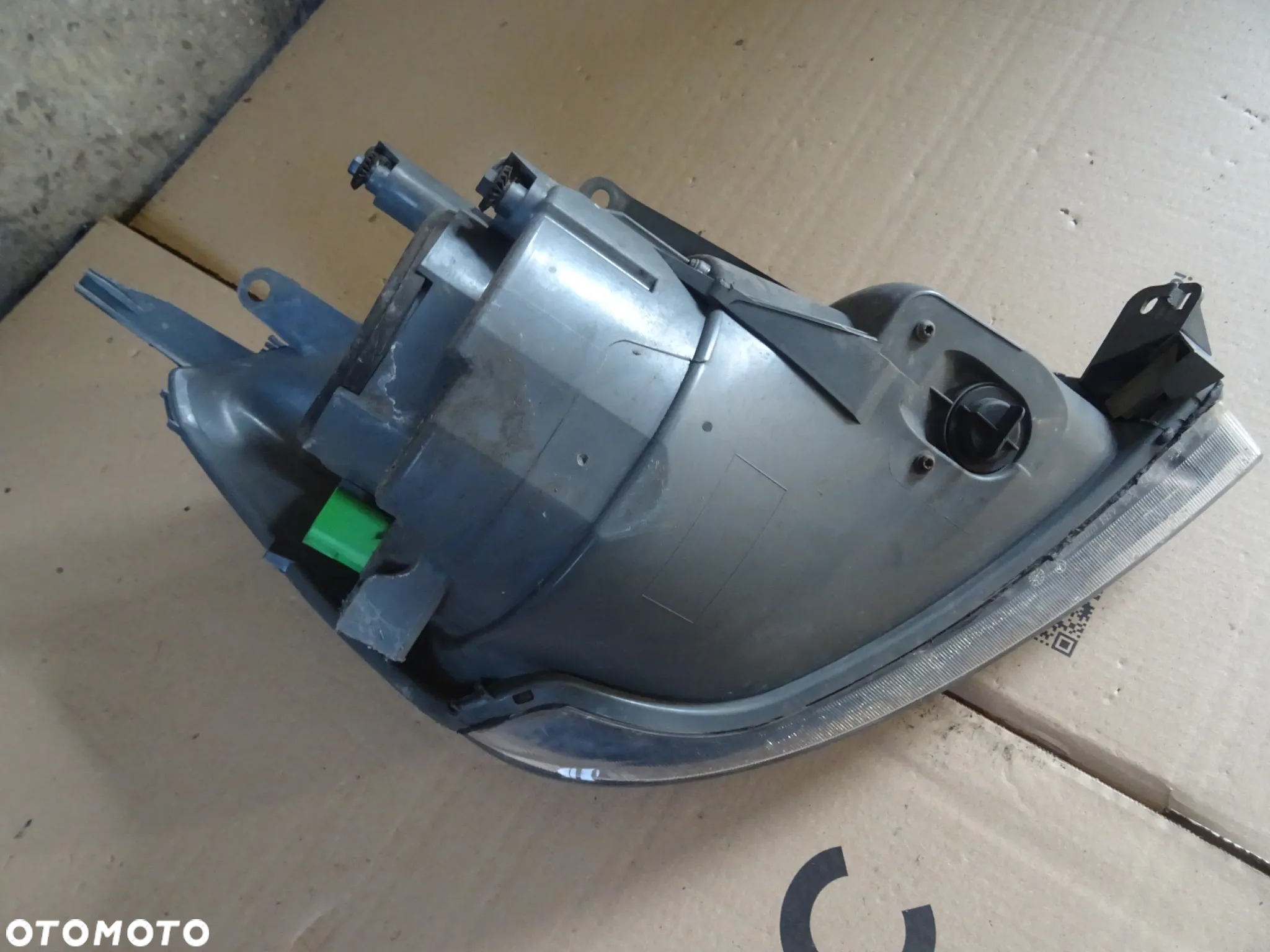 Lampa Ford fiesta MK5 Lewy przód 0301224305 - 4