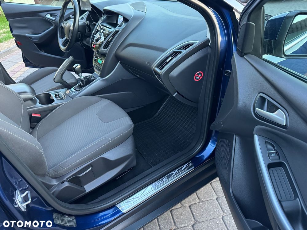 Ford Focus 1.6 TDCi DPF Champions Edition - 13