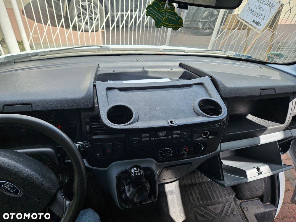 Ford Transit - 20