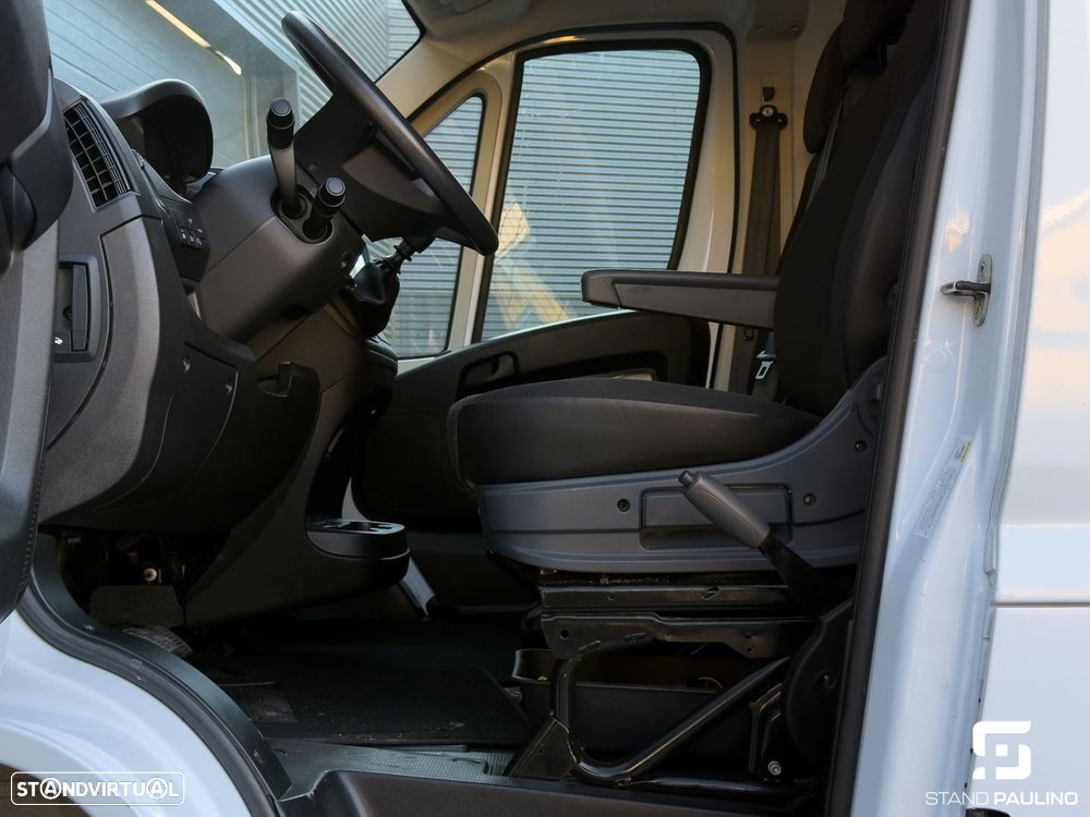Peugeot Boxer 2.2 BlueHDi 335 L2H2 Premium - 28