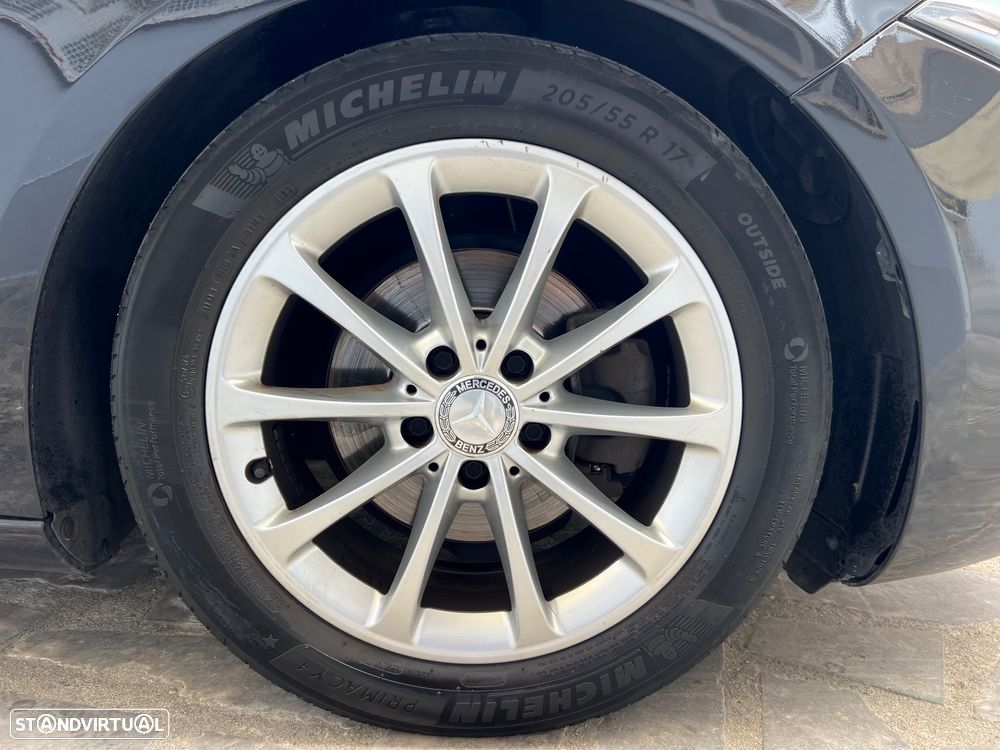 Mercedes-Benz A 180 d 7G-DCT Progressive - 17