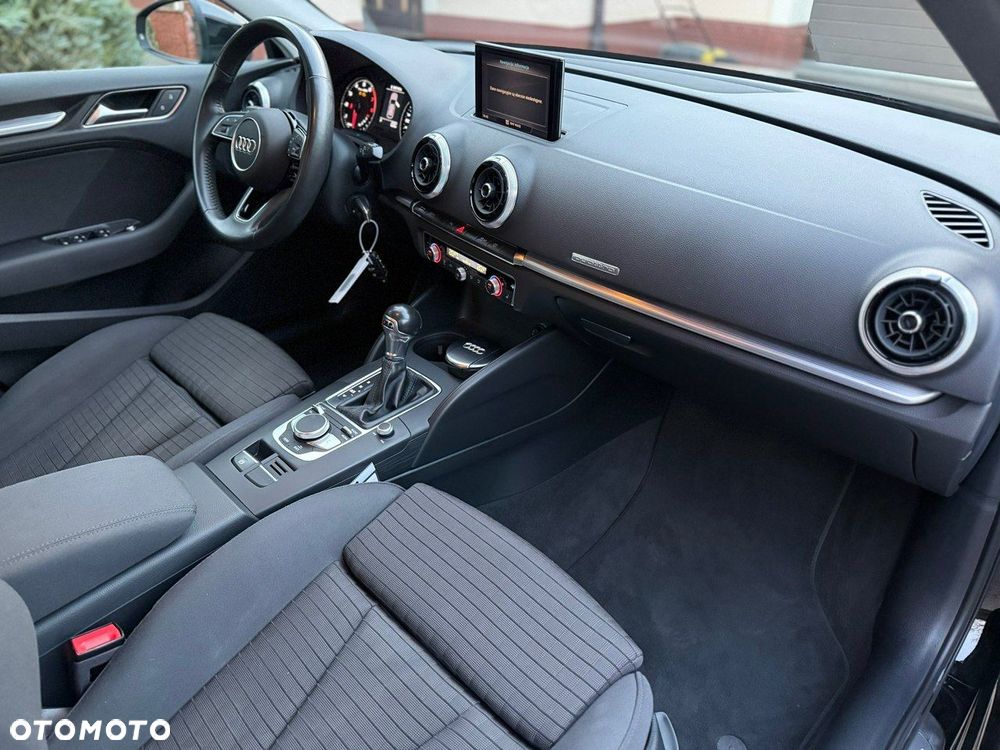 Audi A3 Sportback - 7