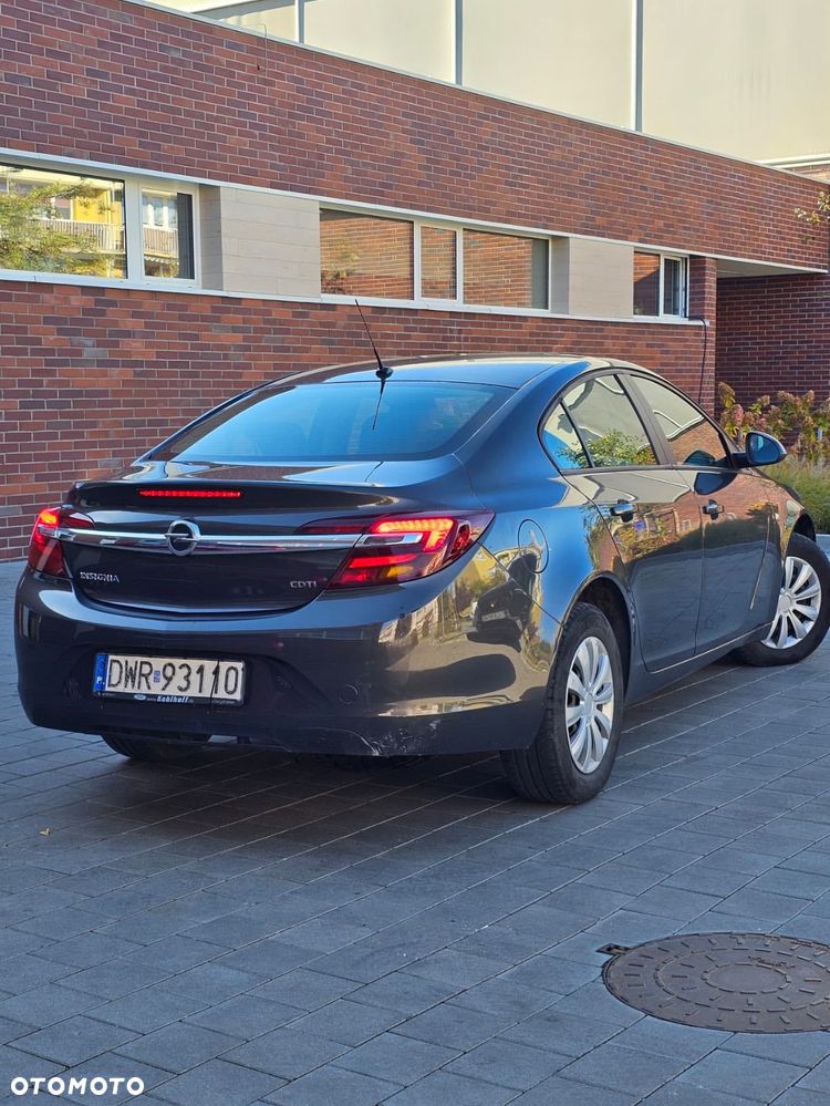 Opel Insignia - 4