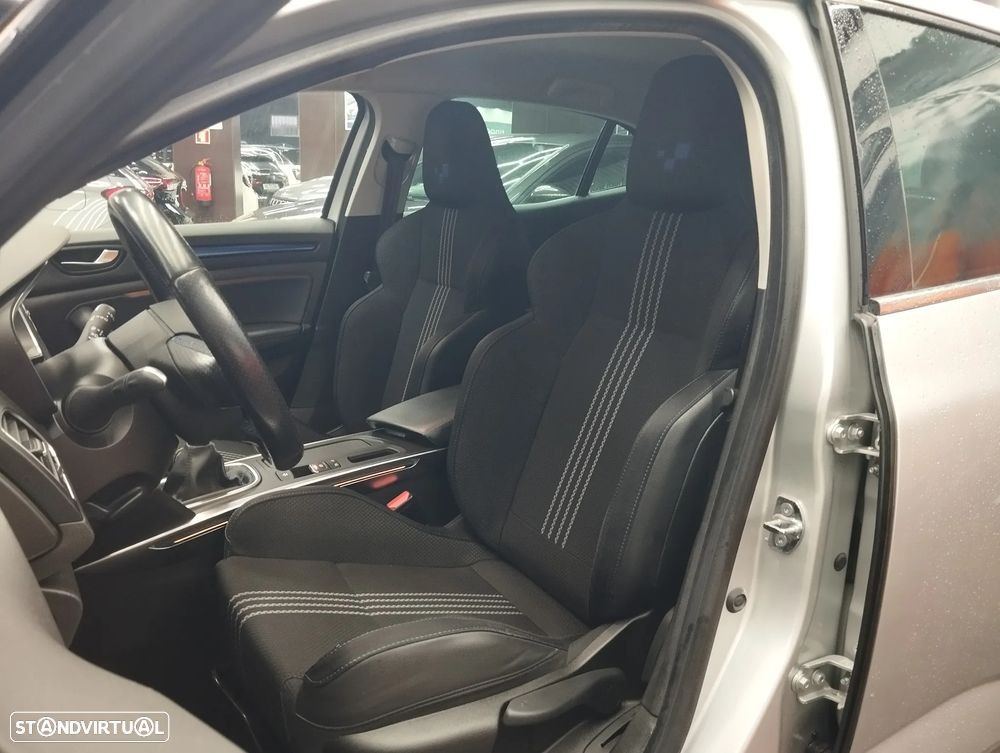 Renault Mégane 1.5 Blue dCi GT Line - 15