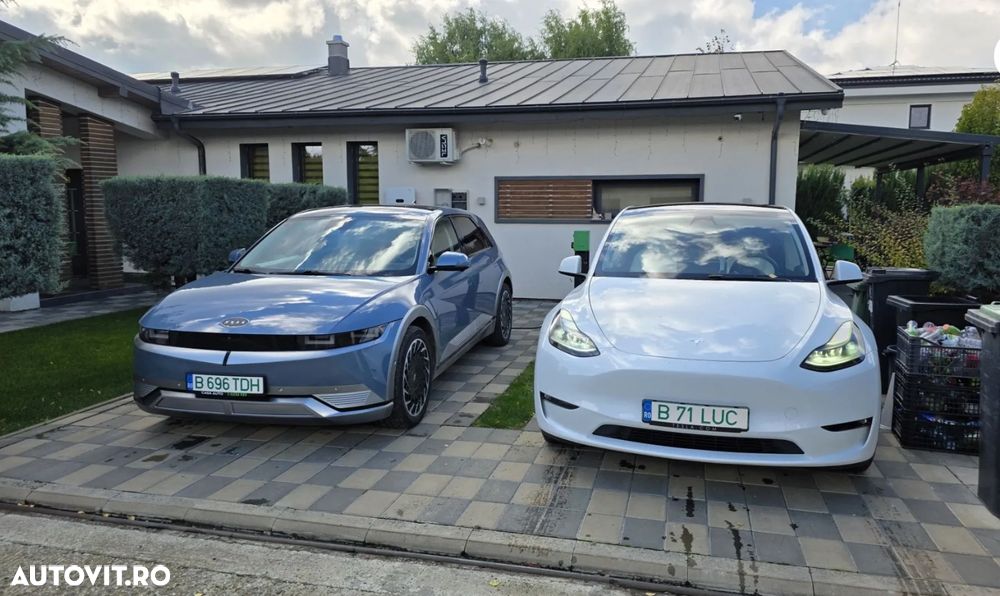 Tesla Model Y Long Range AWD - 7