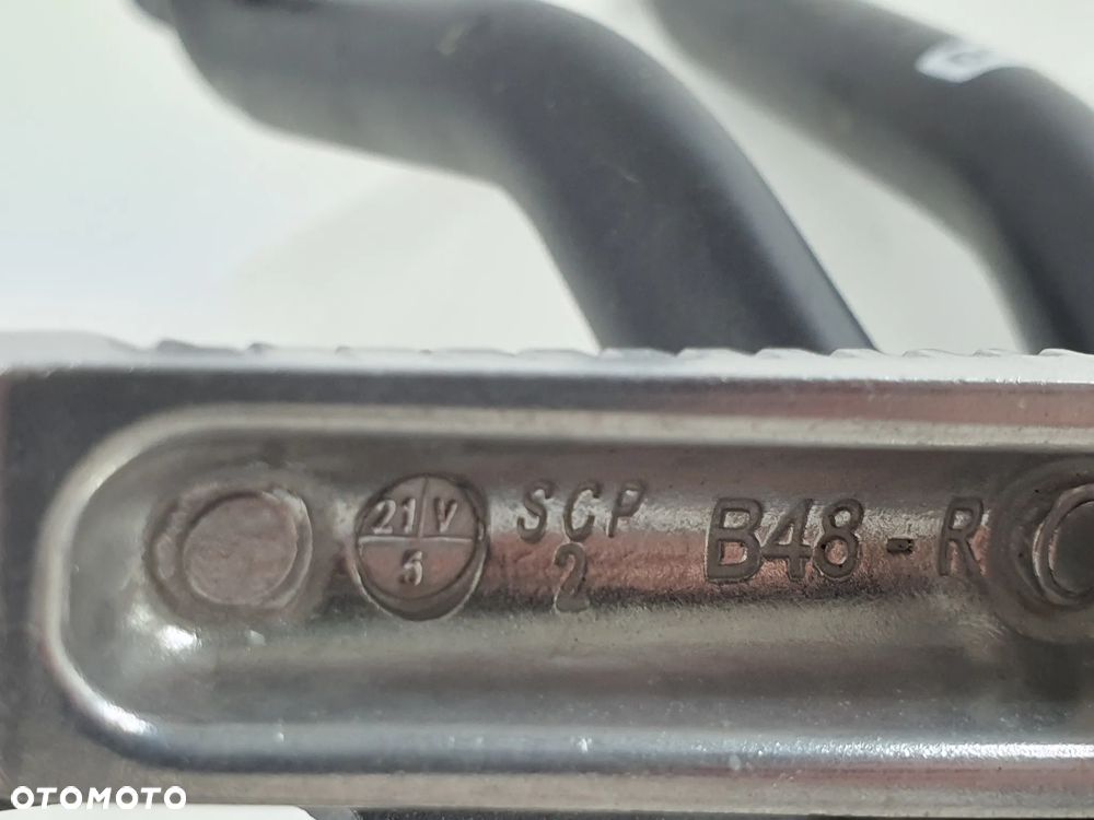 SET PASAZERA PRAWY PODNOZEK  YAMAHA XSR 125 - 8