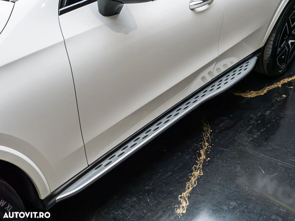 Mercedes-Benz GLC Coupe 300 e 4Matic 9G-TRONIC Edition AMG Line - 35