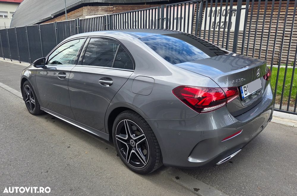 Mercedes-Benz A - 13