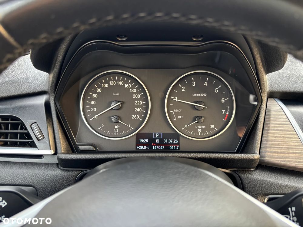 BMW Seria 2 218i - 15