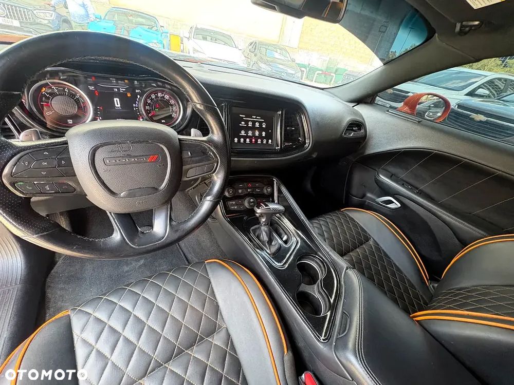 Dodge Challenger 5.7 R/T - 7