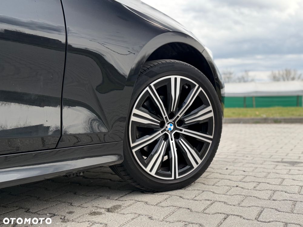 BMW Seria 3 320d xDrive Sport Line Shadow - 24