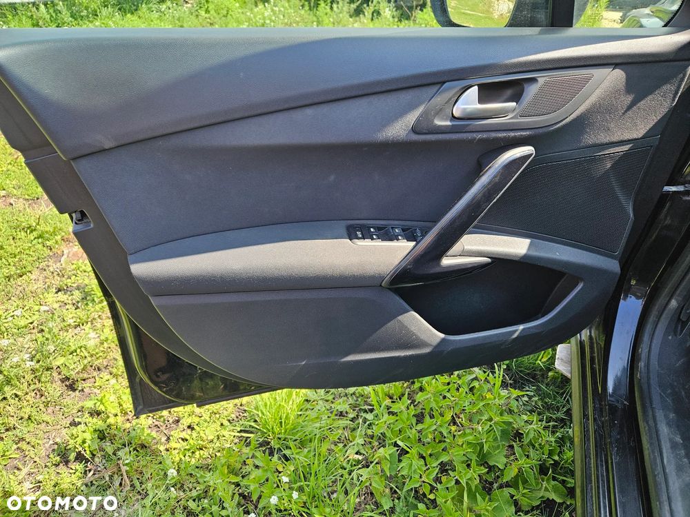 Tapicerka boczek drzwi lewy prawy przód tył PEUGEOT 508 I 2012r sedan Europa - 2