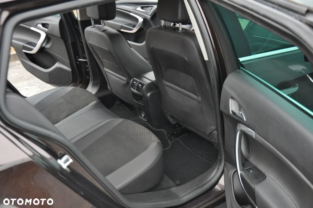 Opel Insignia 2.0 CDTI Cosmo S&S - 22