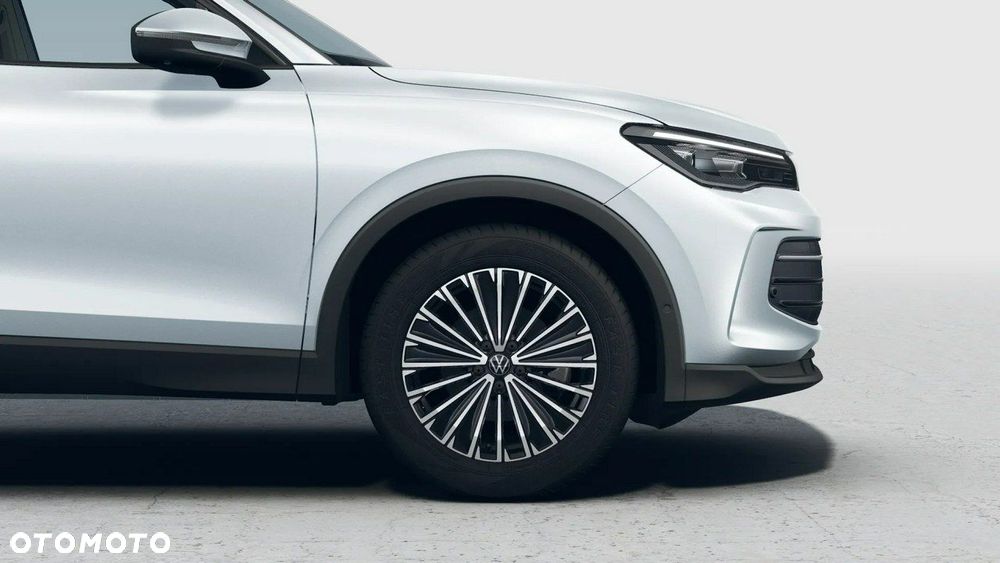 Volkswagen Tiguan - 8