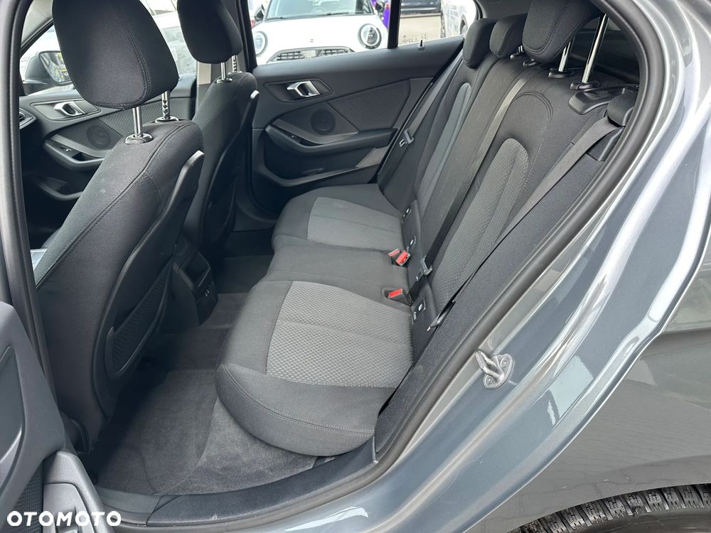 BMW Seria 1 118i - 9