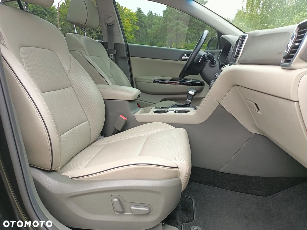 Kia Sportage - 16