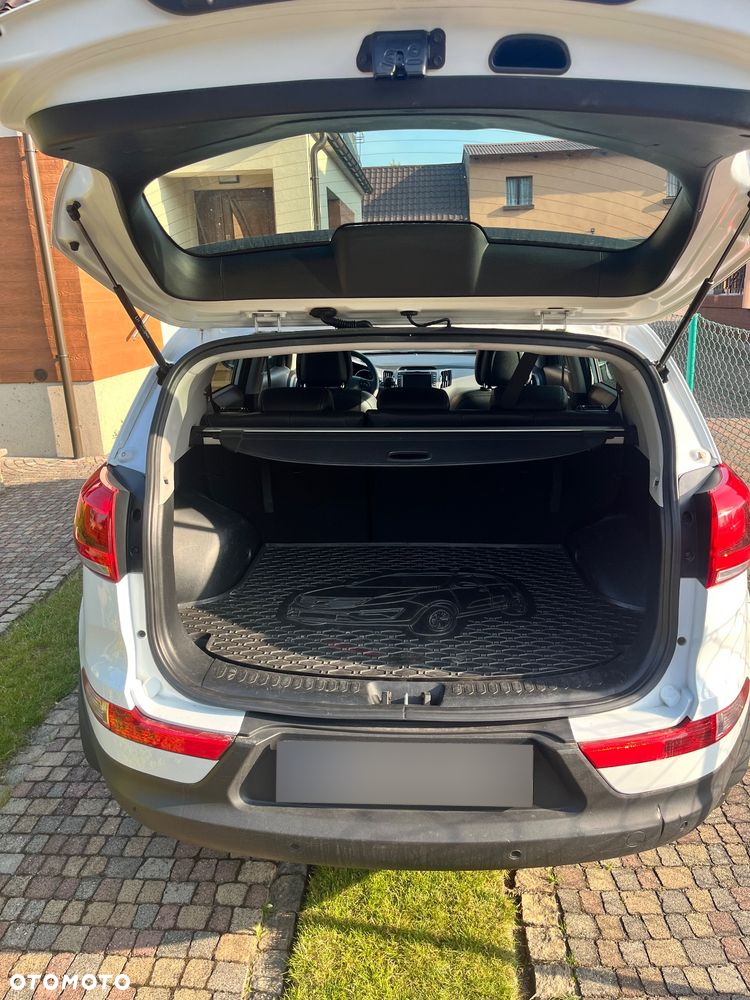 Kia Sportage 2.0 CRDI XL AWD - 8