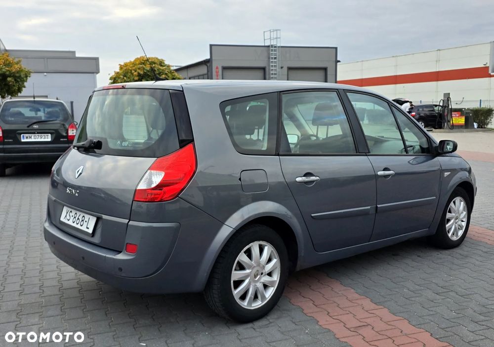 Renault Grand Scenic 2.0 16V Dynamique - 4