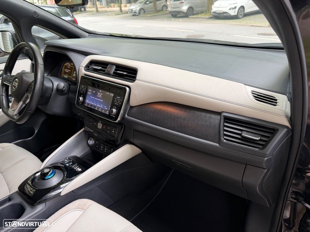 Nissan Leaf Tekna - 38