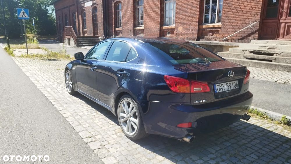 Lexus IS 250 Prestige - 9