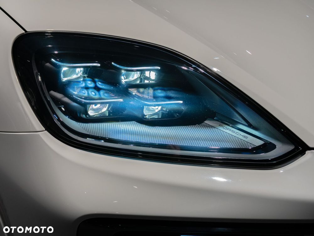 Porsche Cayenne S E-Hybrid PHEV - 16