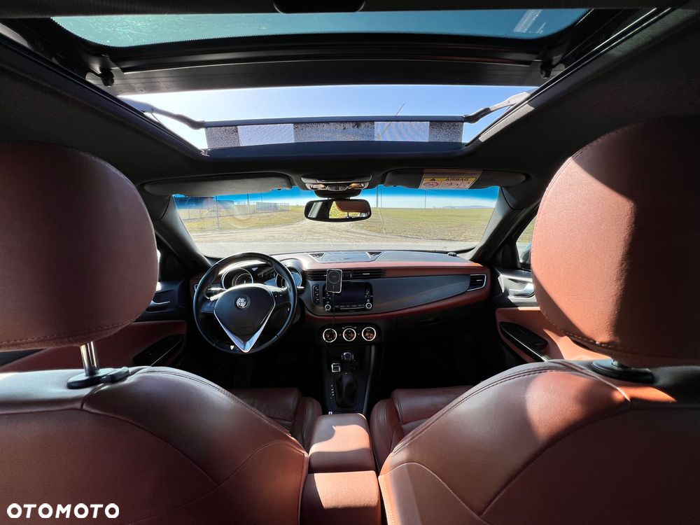 Alfa Romeo Giulietta 2.0 JTDM Exclusive TCT - 13