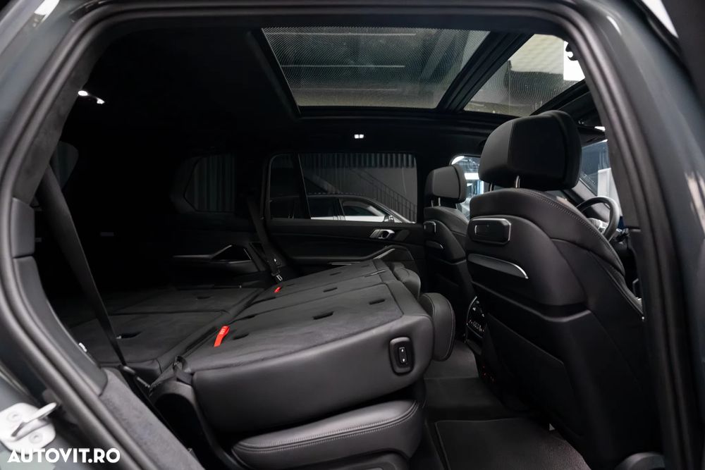 BMW X7 M60i xDrive - 14