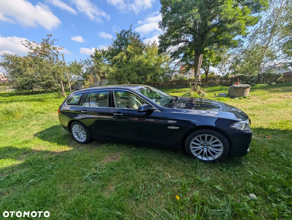 BMW Seria 5 520d xDrive Luxury Line - 4