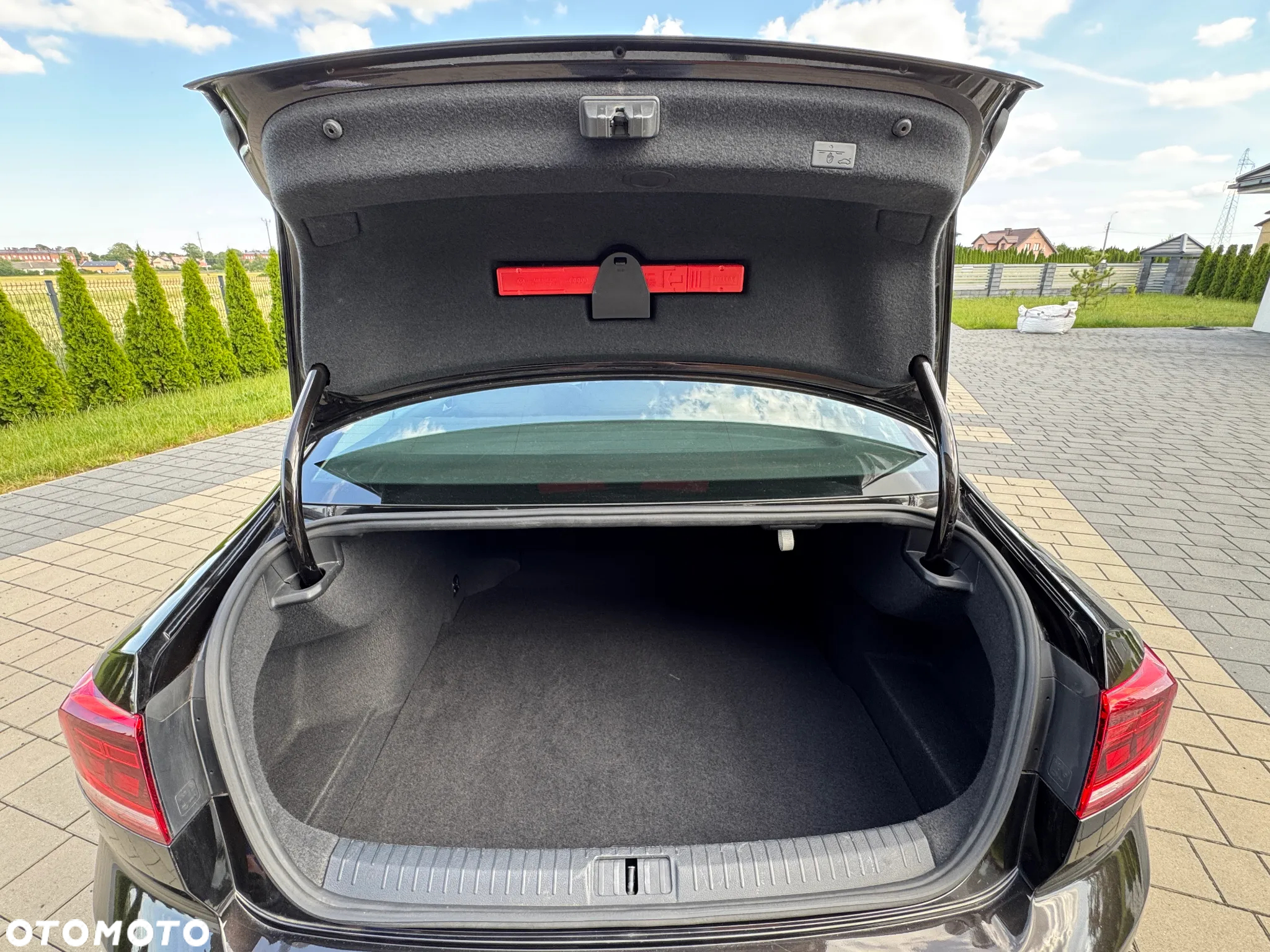 Volkswagen Passat 2.0 TDI EVO Essence DSG - 31