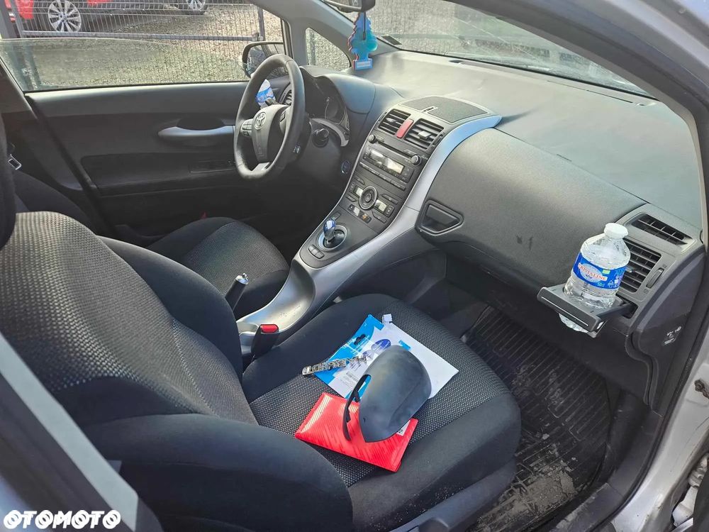 Toyota Auris 1.8 HSD Luna - 5