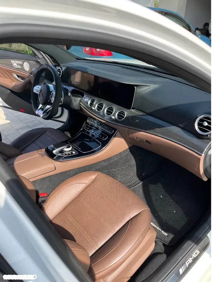Mercedes-Benz Klasa E AMG 53 4Matic+ T AMG Speedshift TCT-9G - 12