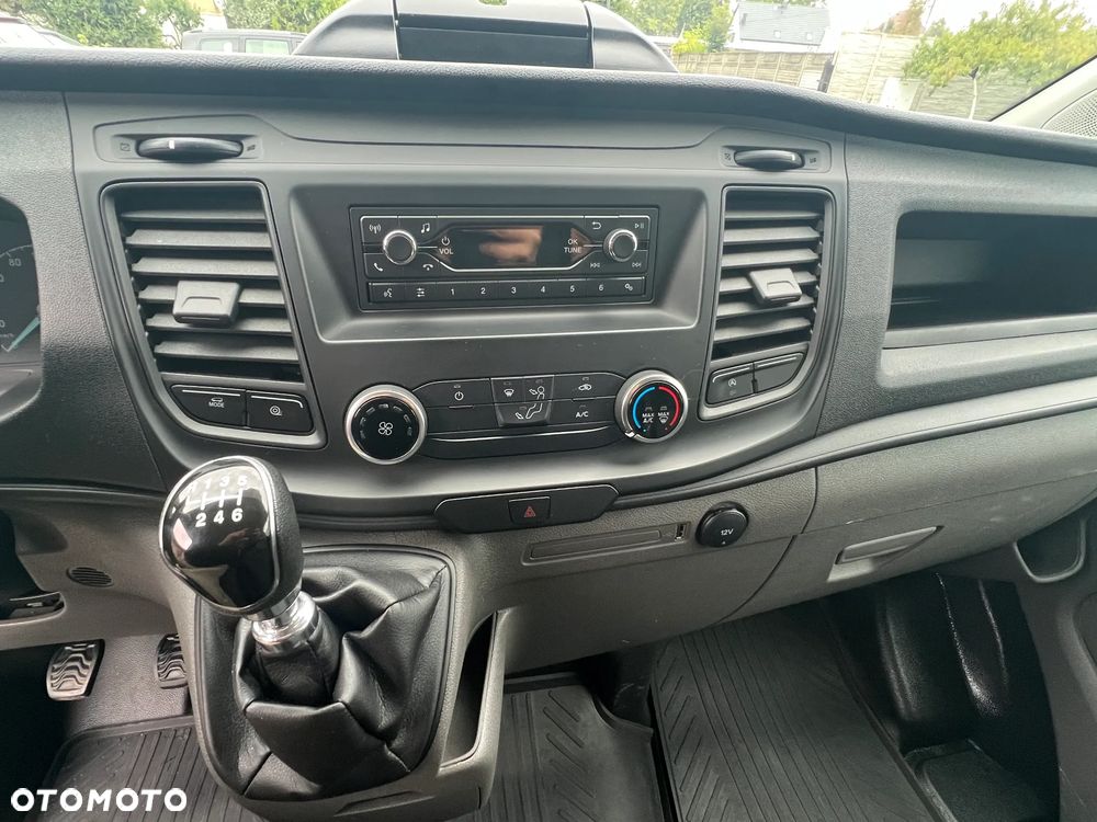 Ford Transit Custom - 22