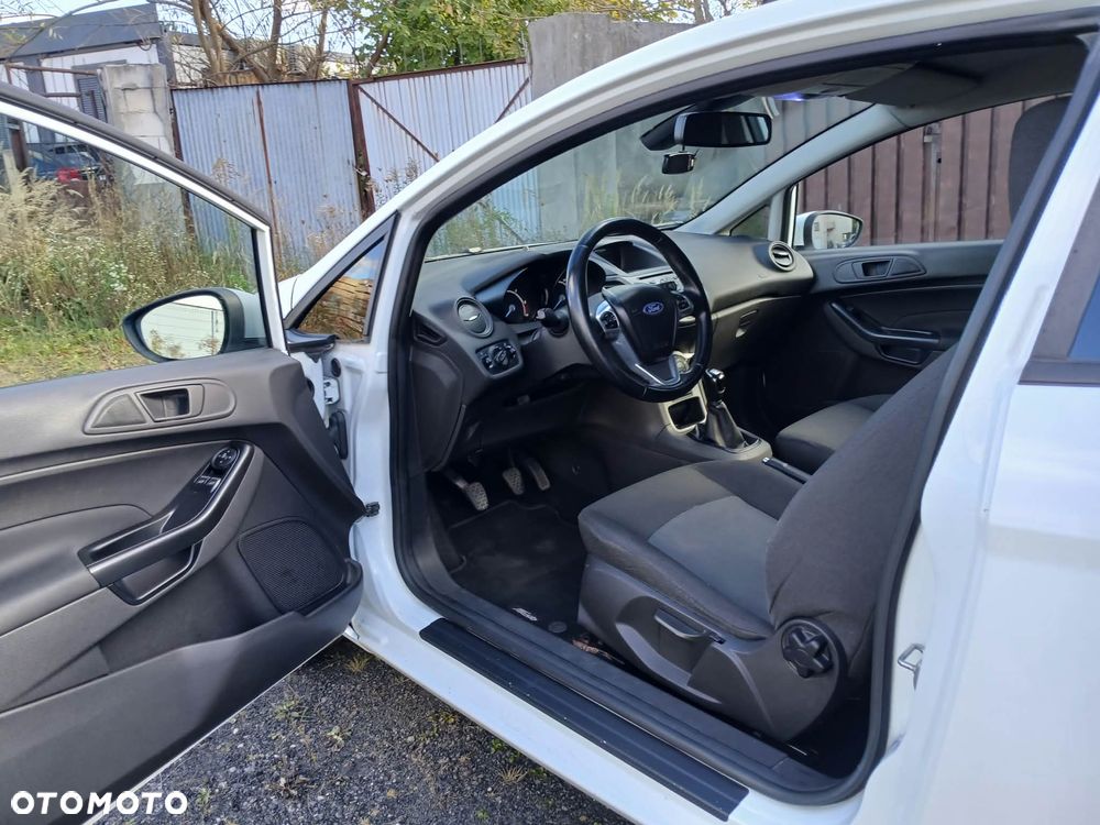 Ford Fiesta - 7