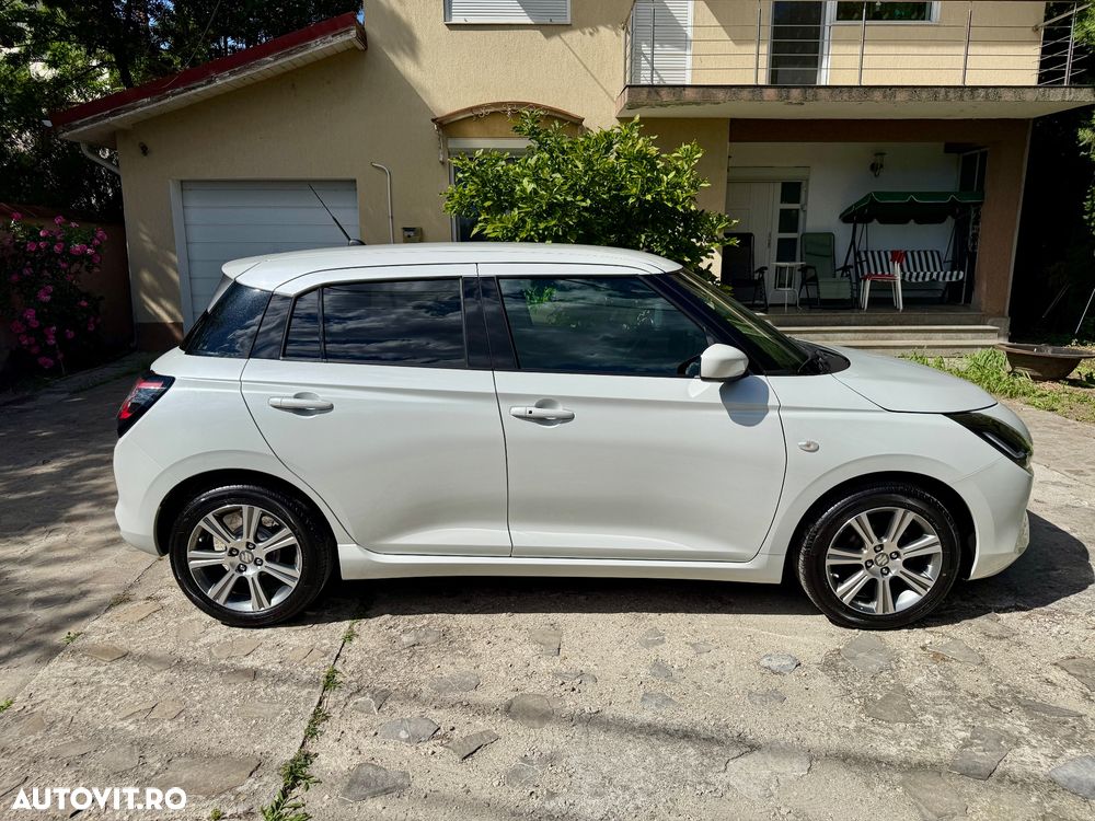 Suzuki Swift 1.2 Dualjet 12V MHEV Passion - 5