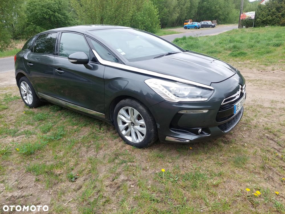 DS Automobiles DS 5 - 6