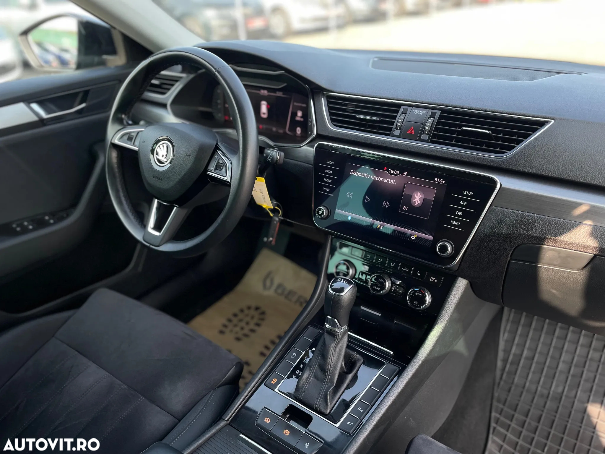 Skoda Superb 2.0 TDI DSG Style - 20