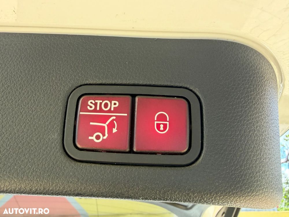 Mercedes-Benz ML 63 AMG 4Matic AMG SPEEDSHIFT 7G-TRONIC - 30
